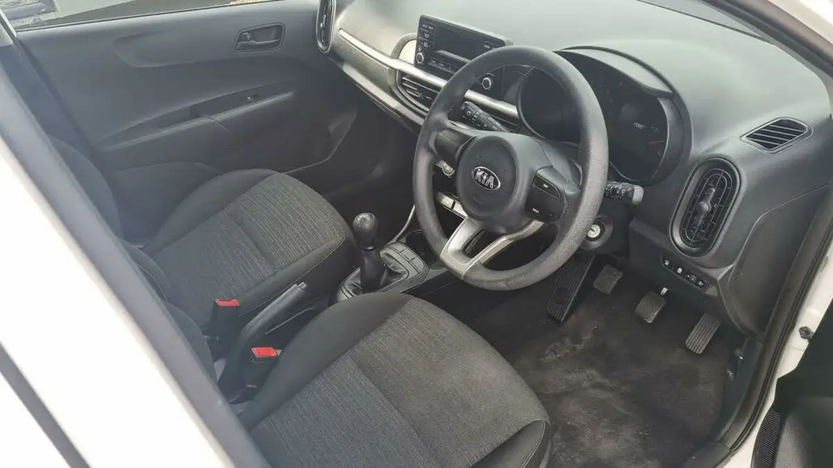 2019-kia-picanto-10-1-isg-adap-big-9