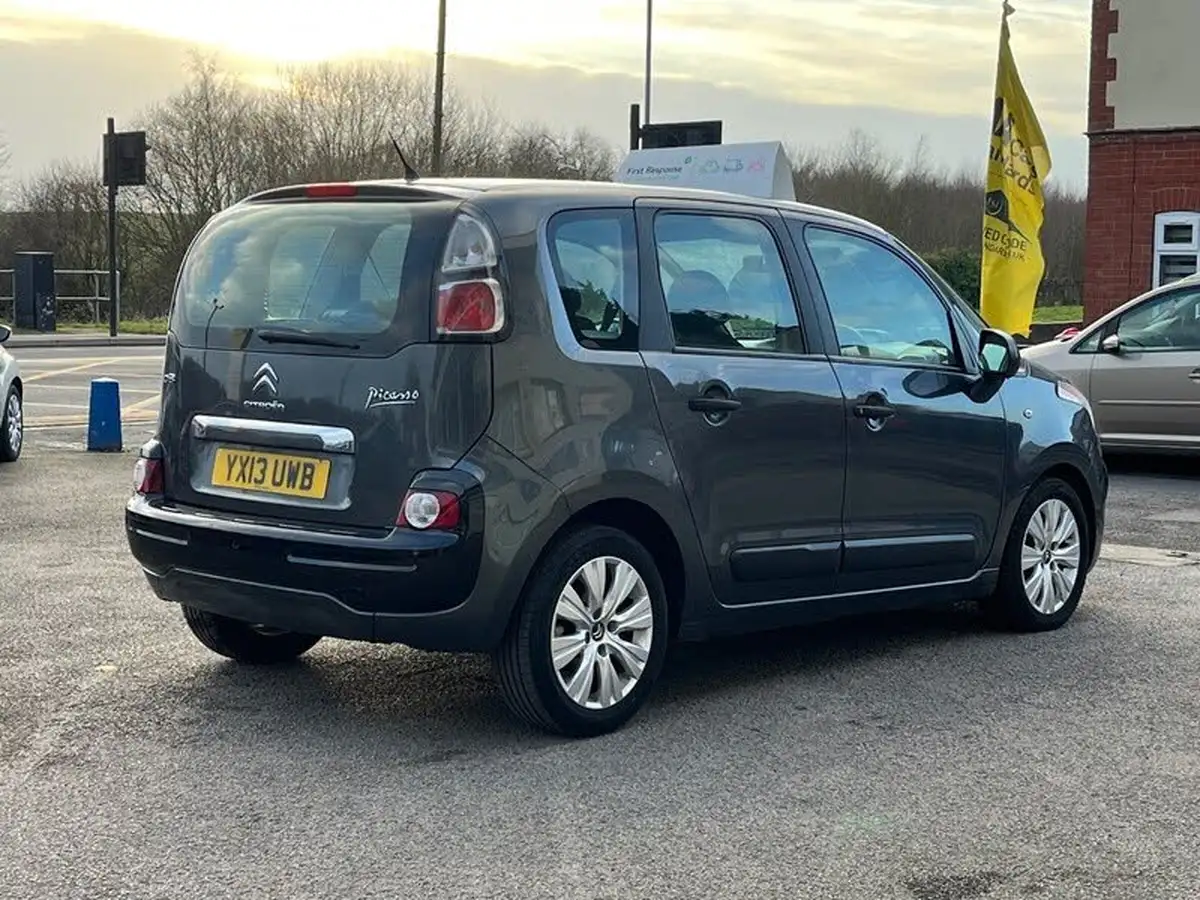 2013-citroen-c3-picasso-16hdi-vtr-big-4