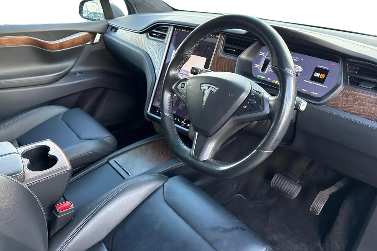 2019-tesla-model-x-e-100d-big-7