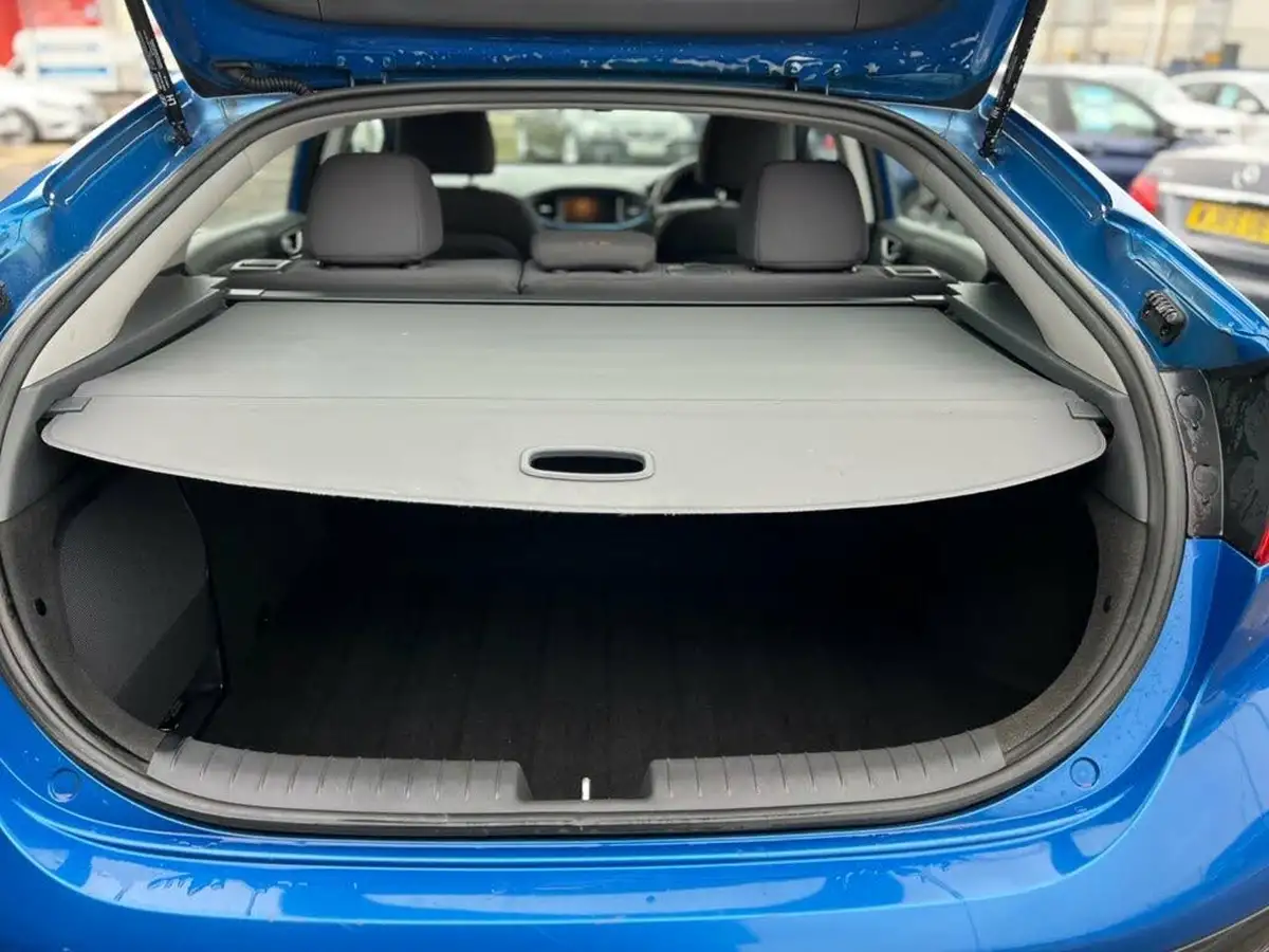 2018-hyundai-ioniq-16-gdi-premium-hybrid-big-9