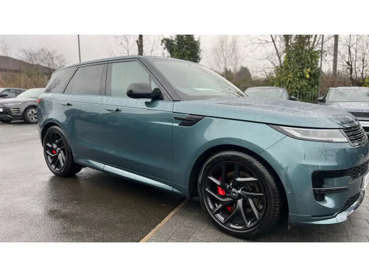 2024-land-rover-range-rover-sport-30-d300-dynamic-se-big-26