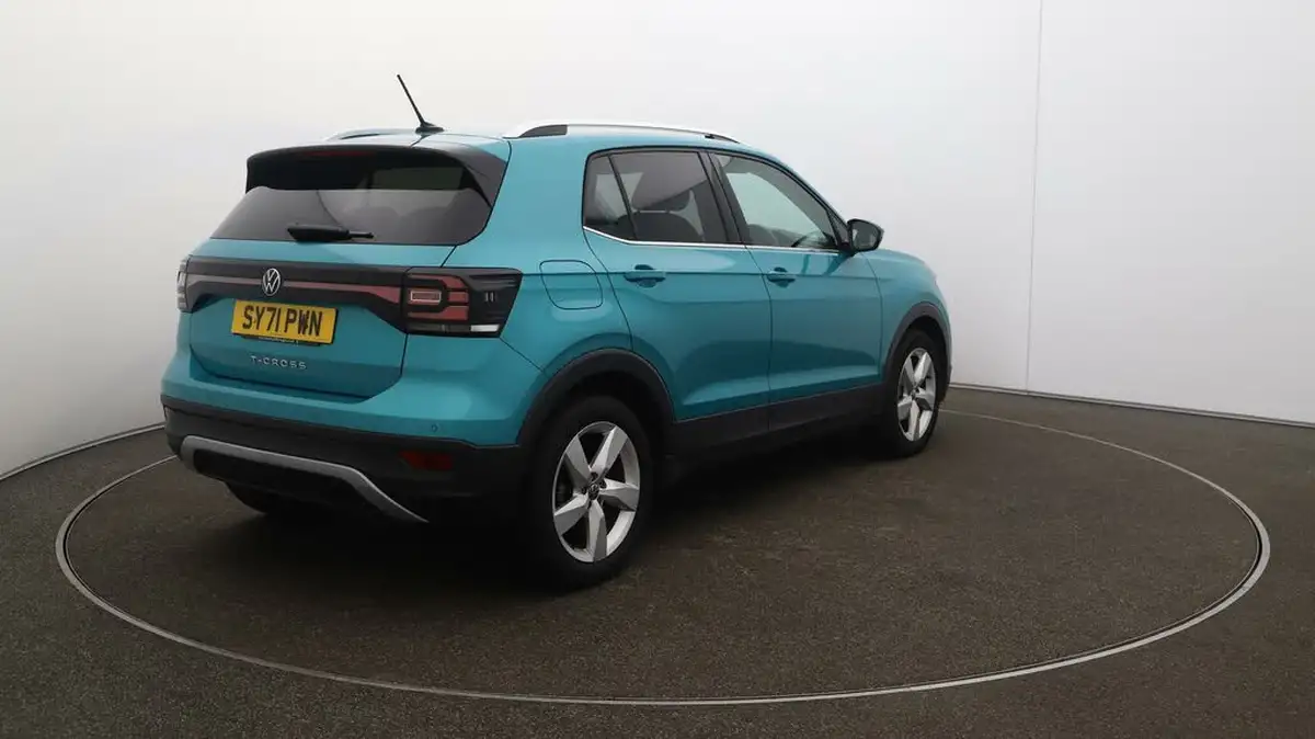 2022-volkswagen-t-cross-10-tsi-sel-dsg-big-7