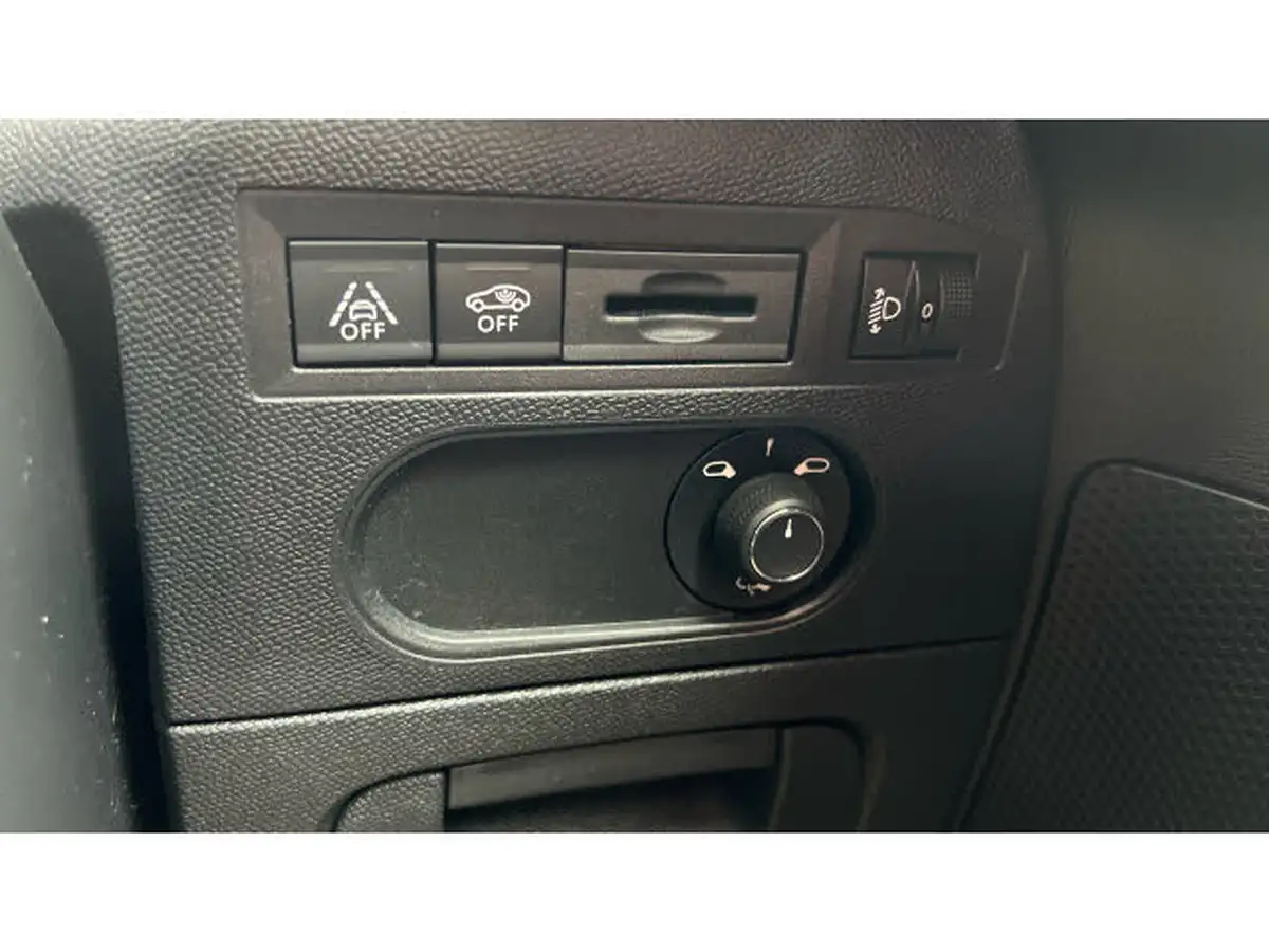 2019-ds-ds-3-crossback-12-puretech-prestige-155ps-eat8-big-56