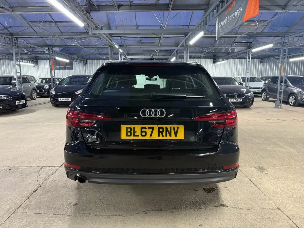 2018-audi-a4-avant-14-tfsi-s-line-tronic-big-8