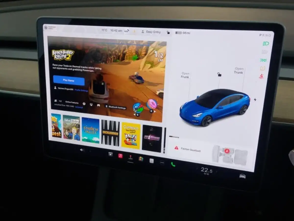 2021-tesla-model-3-e-long-range-awd-big-15