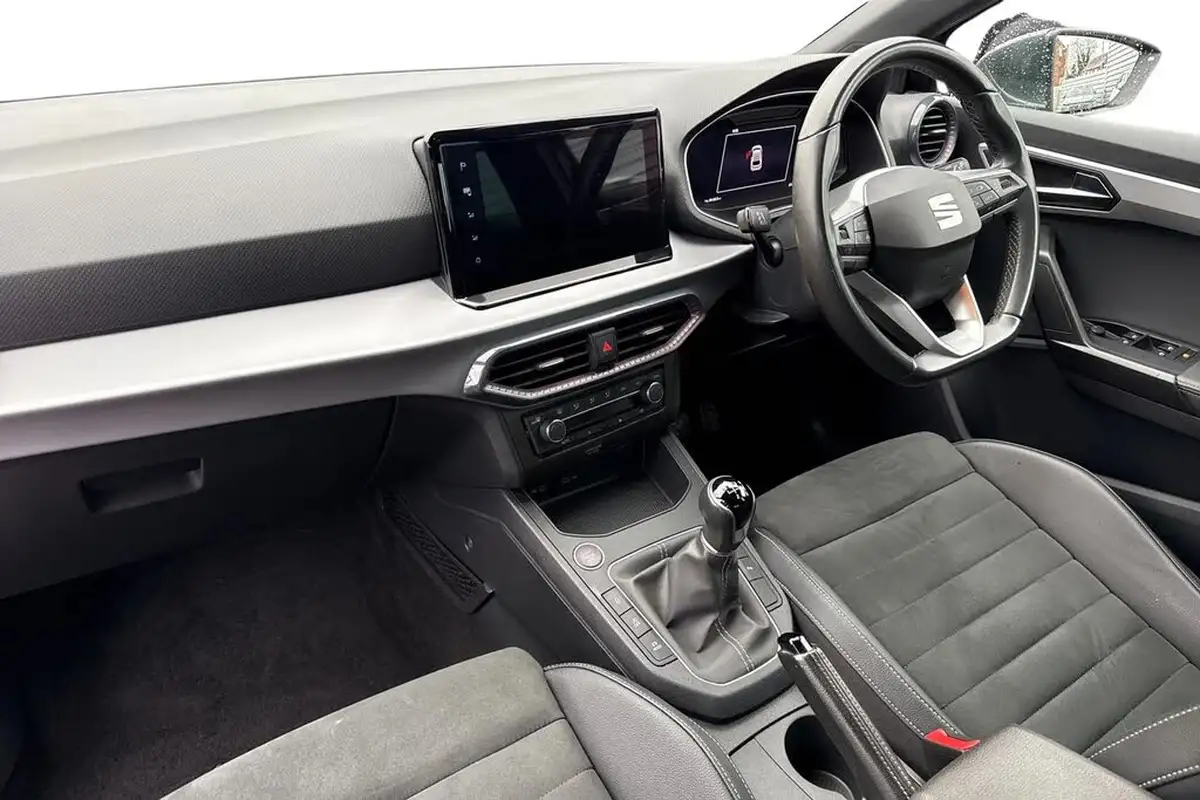 2021-seat-ibiza-10-tsi-xcellence-lux-110ps-big-14