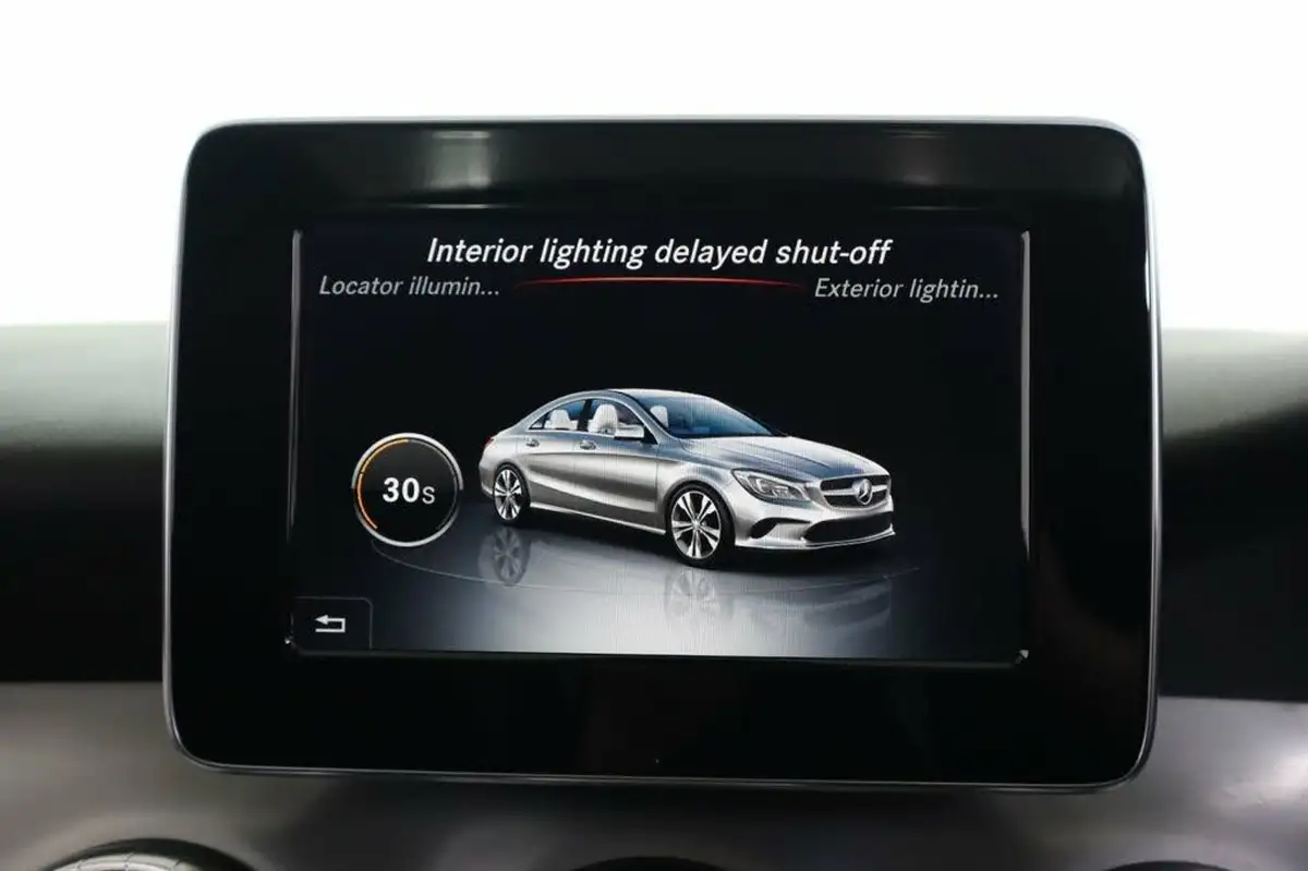 2016-mercedes-benz-cla-21d-cla-220-amg-line-4matic-coupe-4d-big-49