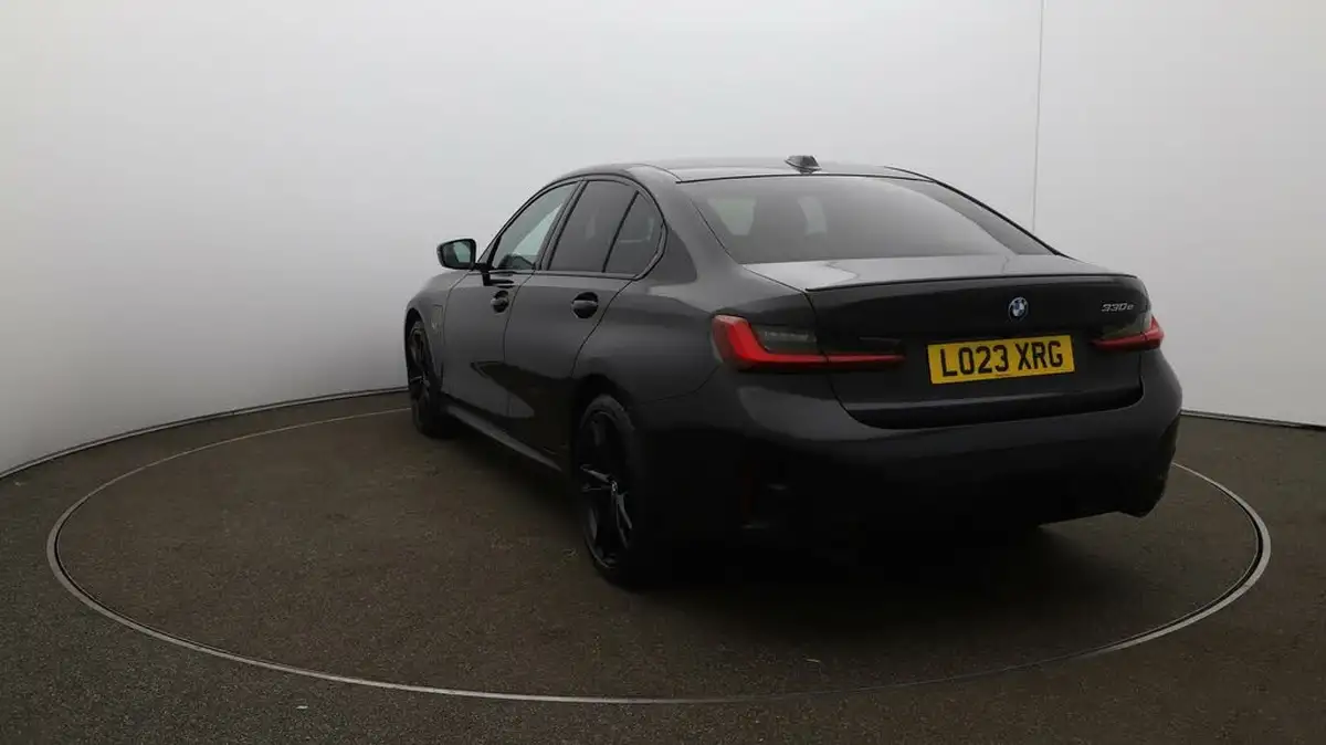 2023-bmw-3-series-20-330e-m-sport-saloon-4d-big-60