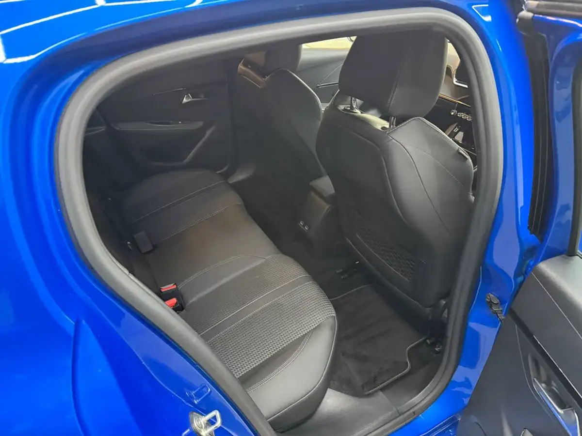 2022-peugeot-208-12-puretech-gt-100bhp-big-20