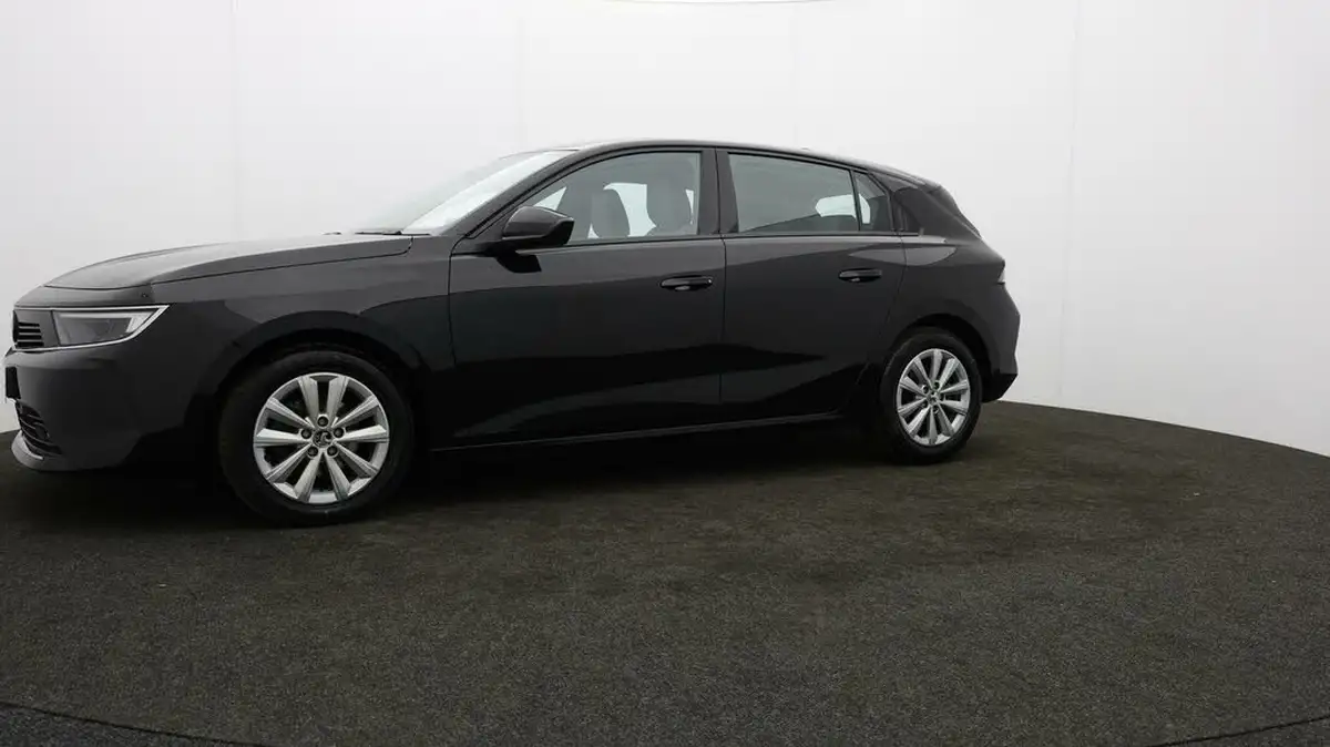 2022-vauxhall-astra-12-turbo-design-130ps-hatchback-big-55