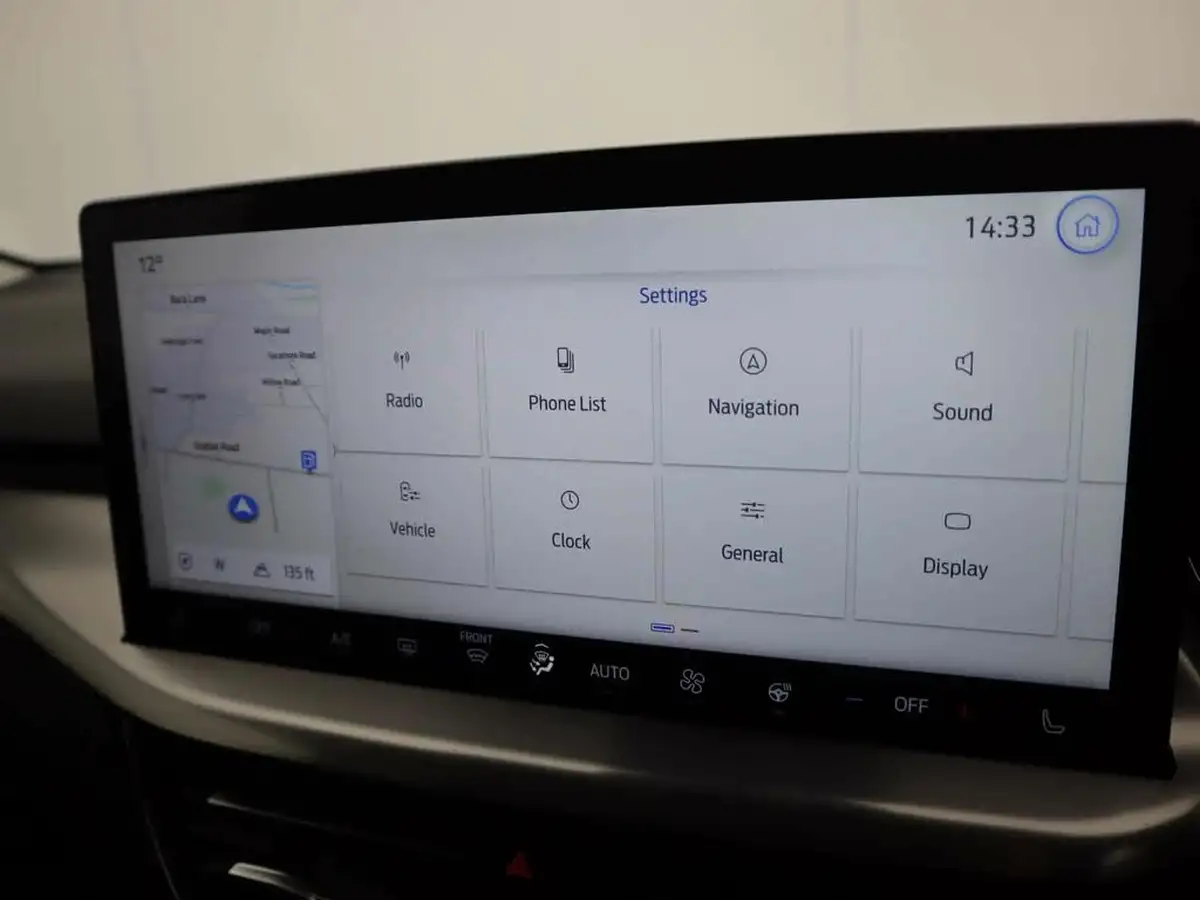 2023-ford-focus-10t-titanium-x-125ps-hybrid-mhev-estate-powershift-big-24