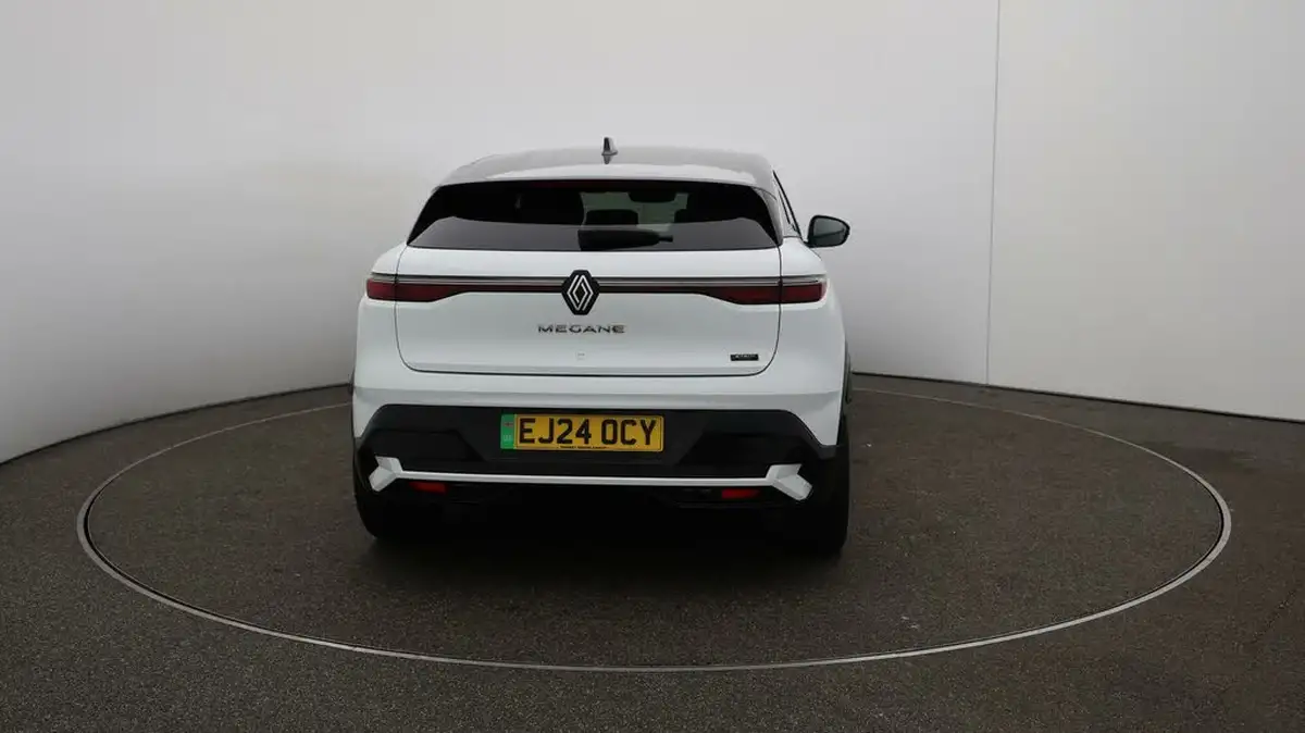 2024-renault-megane-e-tech-e-techno-big-6