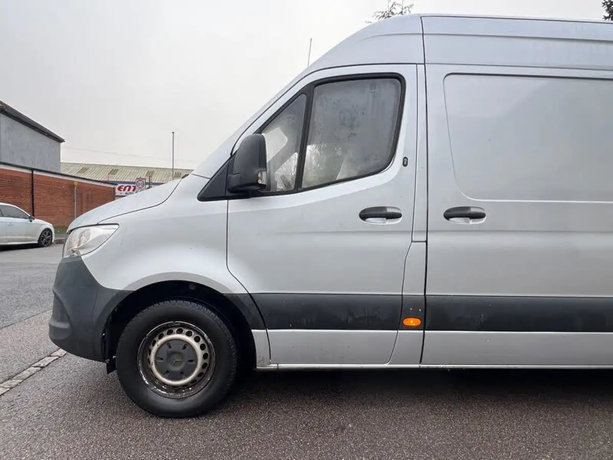 2019-mercedes-benz-sprinter-21cdi-314-l1h1-143pseu6c-panel-van-big-18