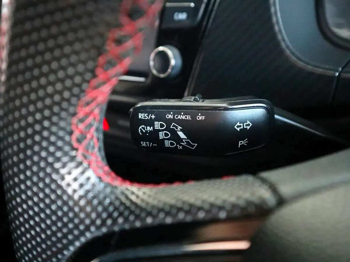 2019-skoda-fabia-10-tsi-monte-carlo-109ps-estate-big-38