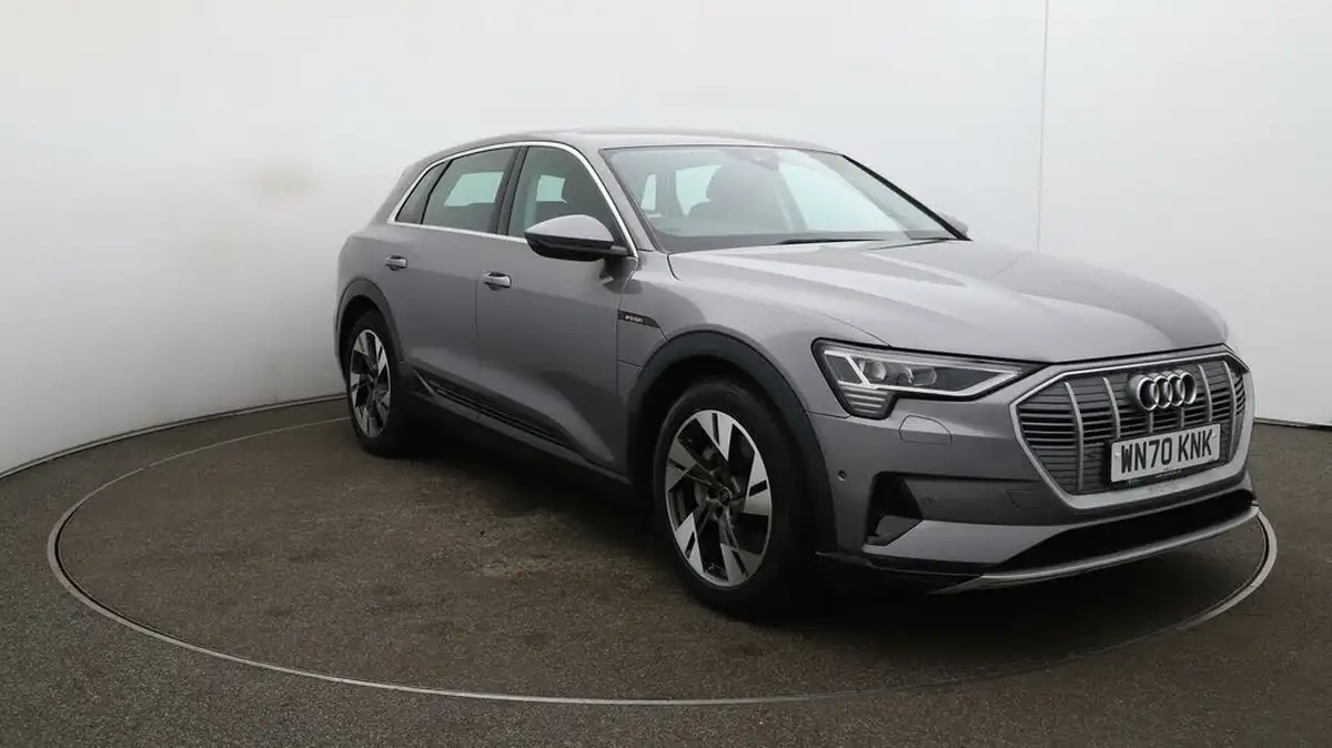 2020-audi-e-tron-50e-sport-big-37