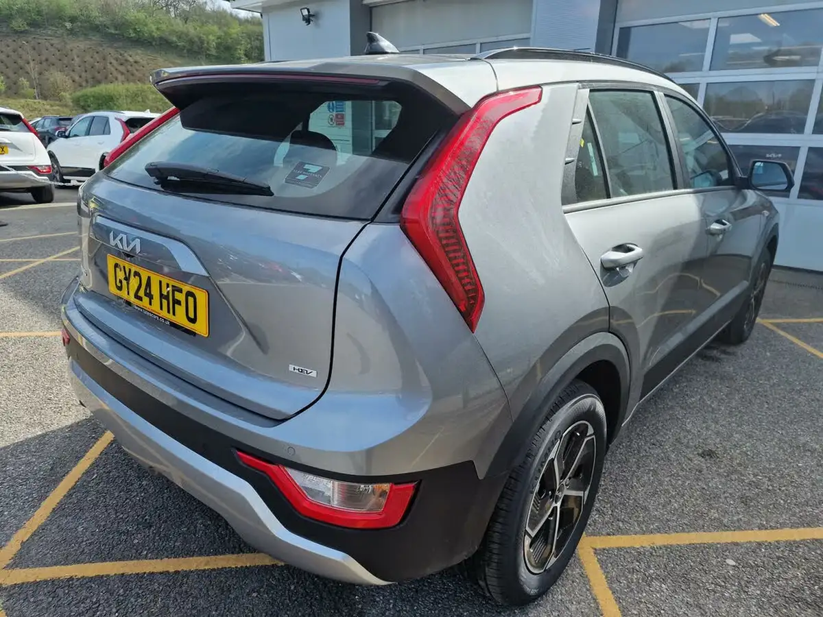 2024-kia-niro-16-gdi-139bhp-hev-132kwh-big-4