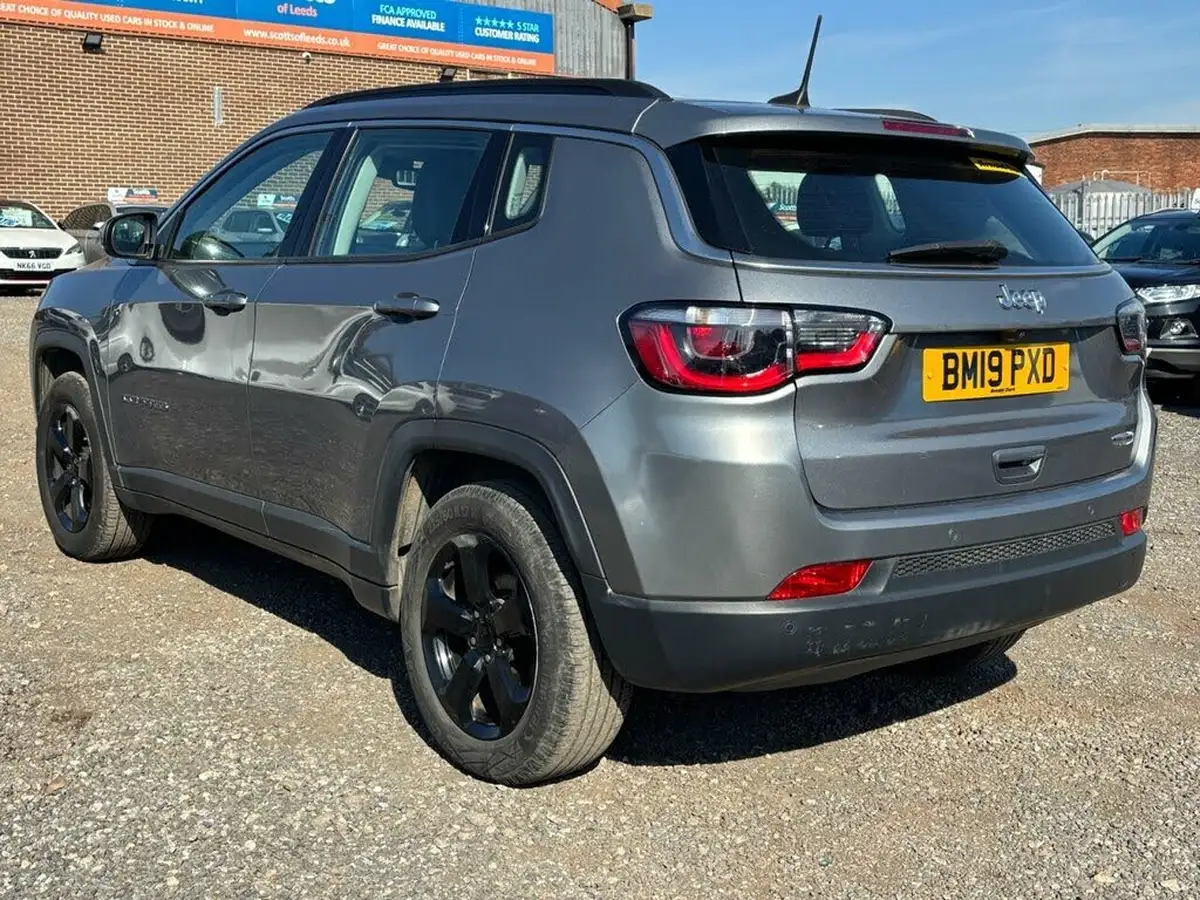 2019-jeep-compass-14-multiair-ii-longitude-big-6