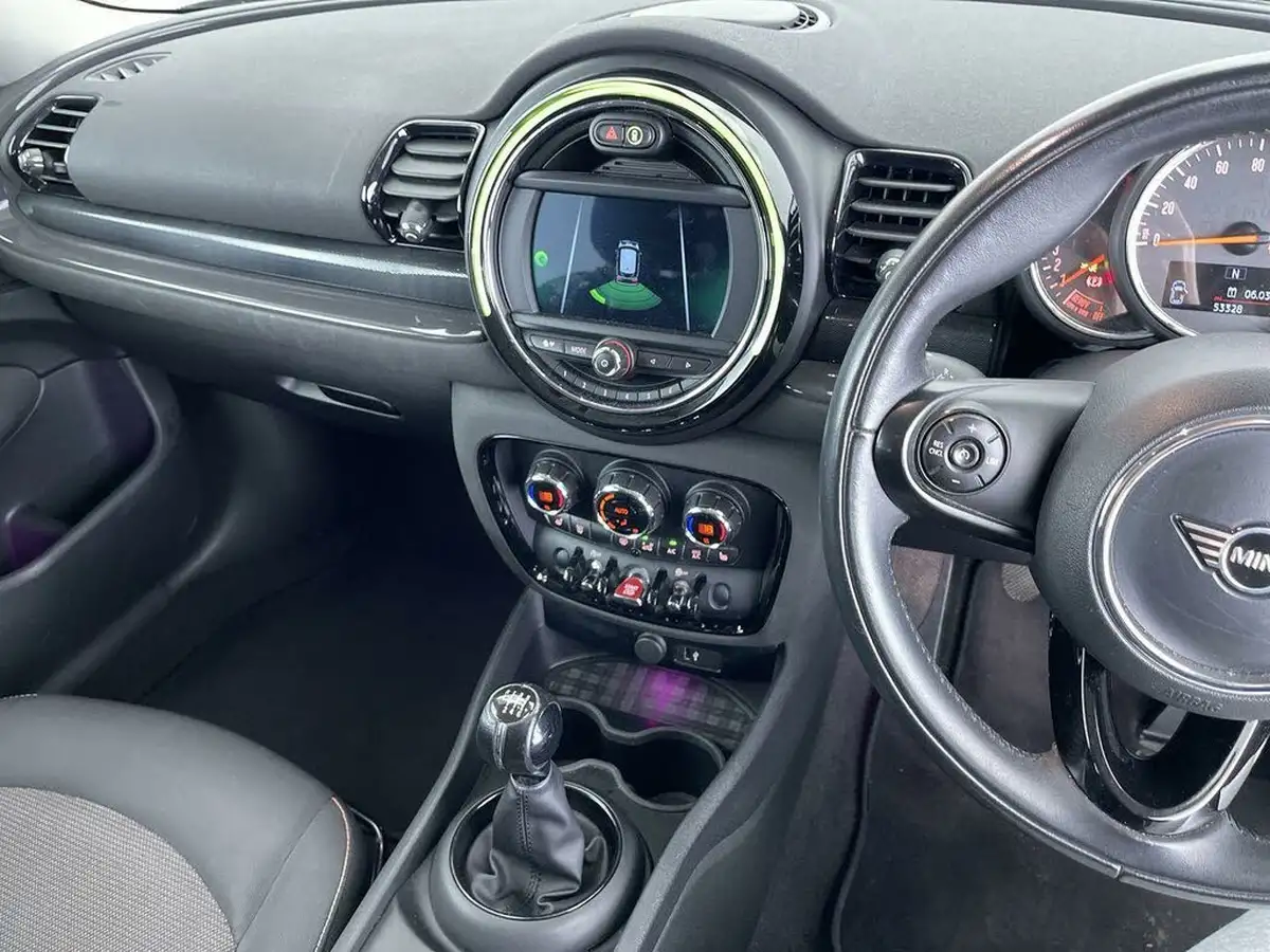 2020-mini-clubman-15-cooper-classic-big-44
