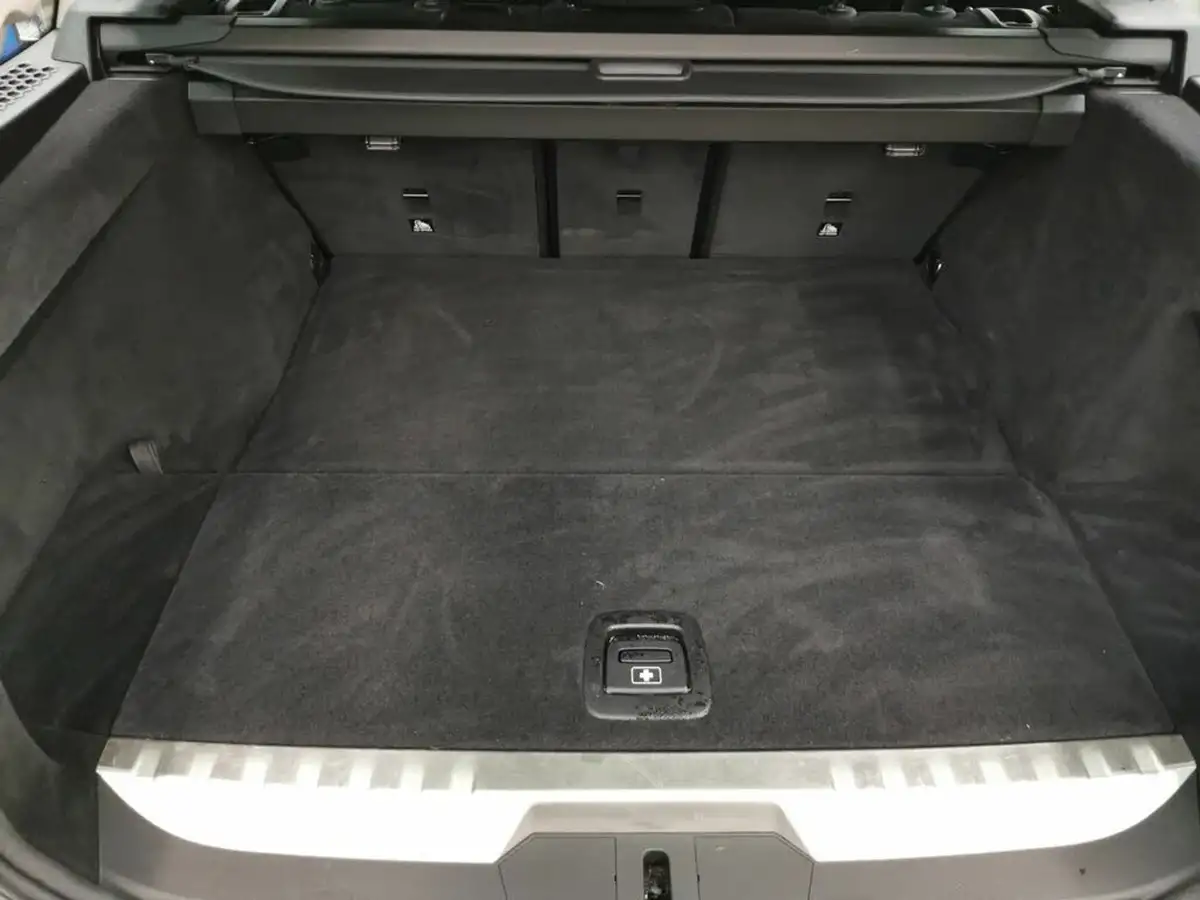 2022-bmw-3-series-20-330e-se-pro-touring-5d-big-36