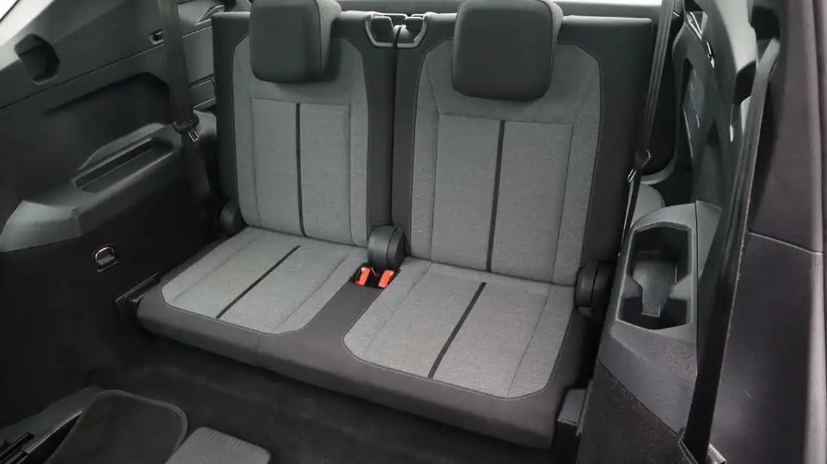 2022-seat-tarraco-15-tsi-evo-se-dsg-big-20