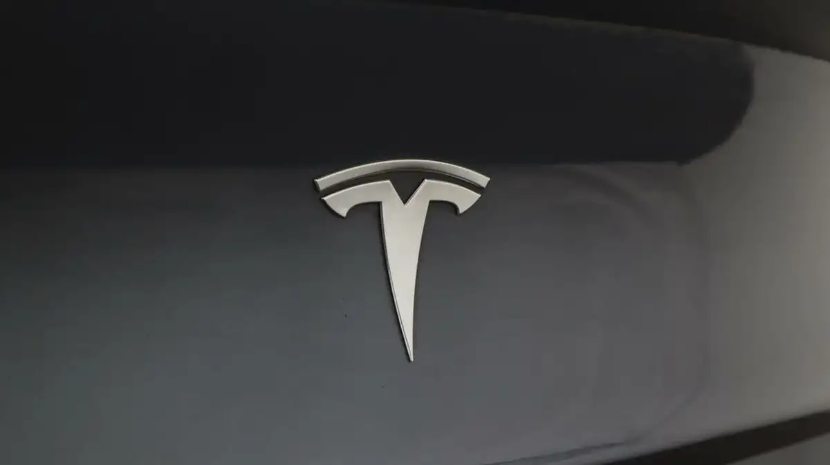2022-tesla-model-y-e-performance-big-20
