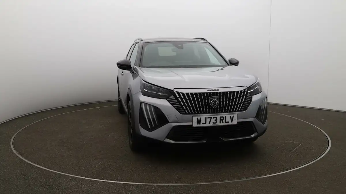 2023-peugeot-2008-suv-big-42