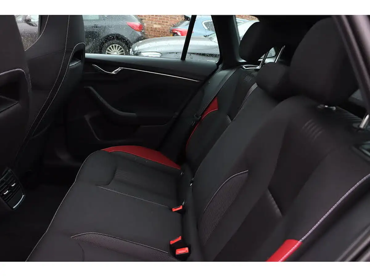 2023-skoda-kamiq-15-tsi-monte-carlo-dsg-big-37
