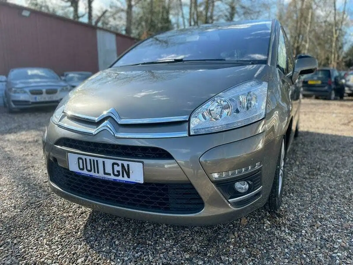 2011-citroen-c4-picasso-16td-exclusive-16-e-hdi-big-19