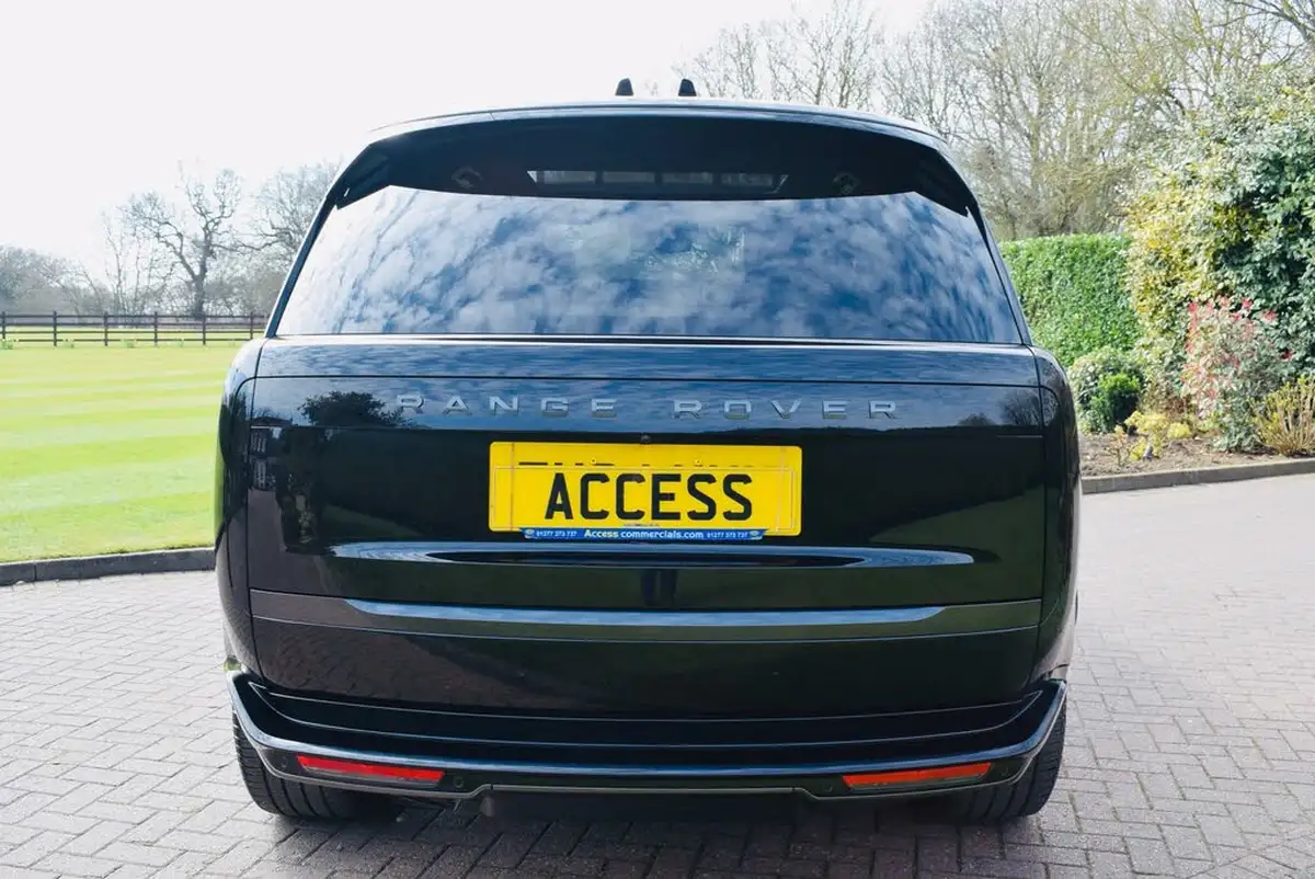 2024-land-rover-range-rover-30-d350-autobiography-big-6