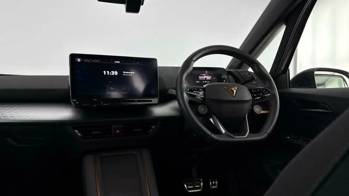 2022-cupra-born-e-v3-230ps-58kwh-e-boost-big-26