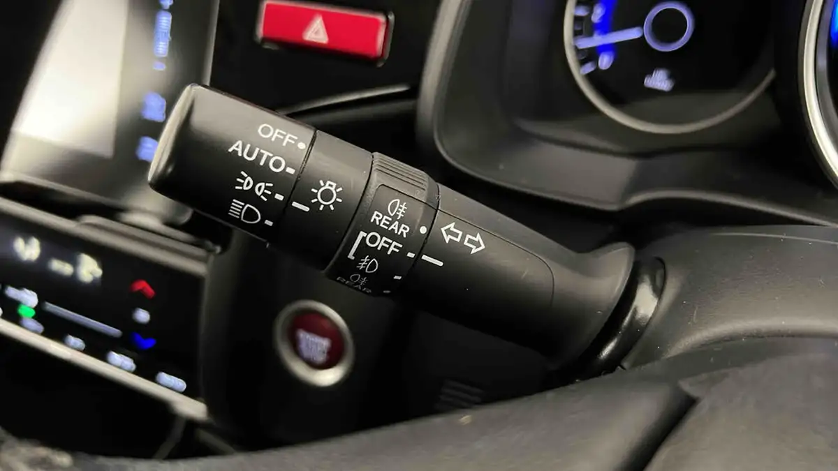 2016-honda-jazz-13-i-vtec-ex-big-36