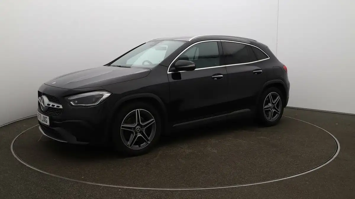 2022-mercedes-benz-gla-class-13-gla-180-amg-line-premium-plus-big-68