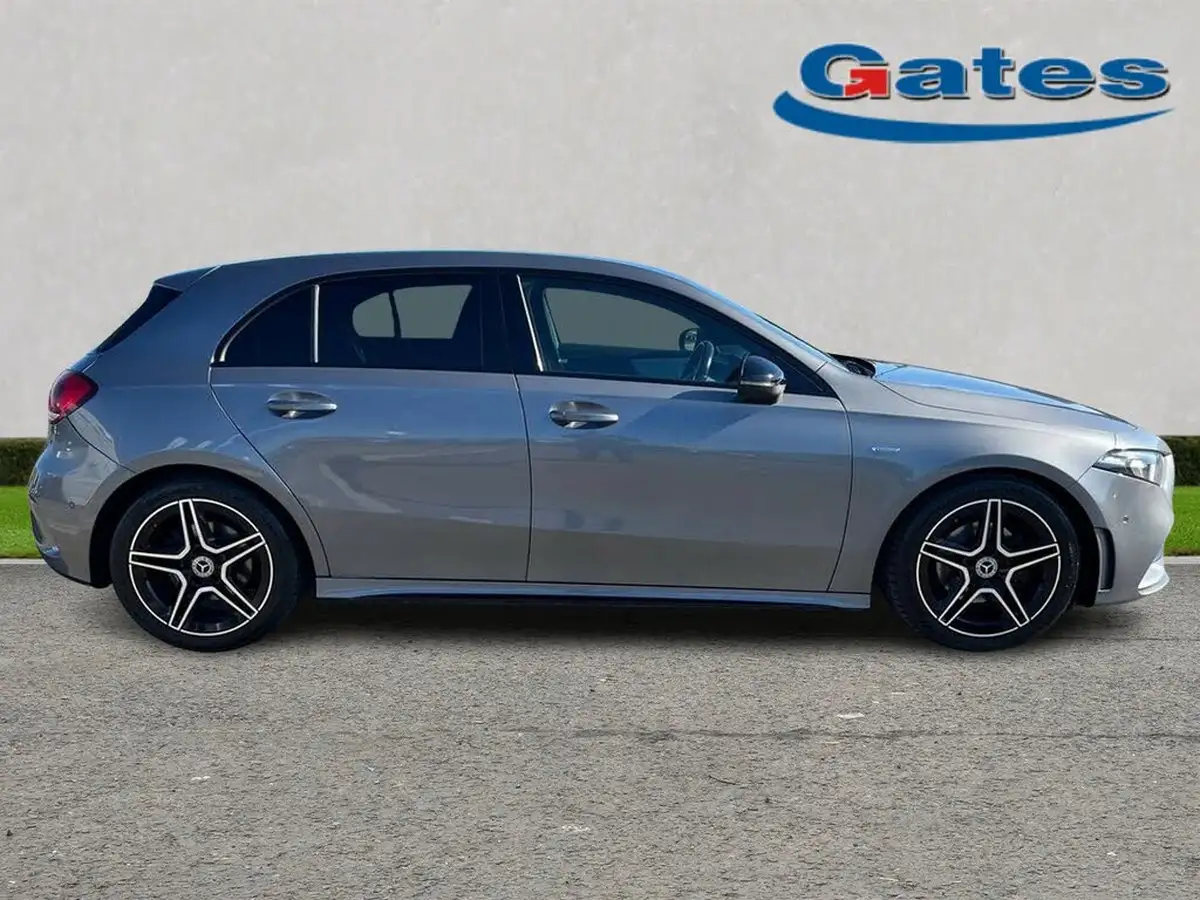 2021-mercedes-benz-a-class-13-a200-amg-line-executive-edition-hatchback-5d-7g-dct-big-7