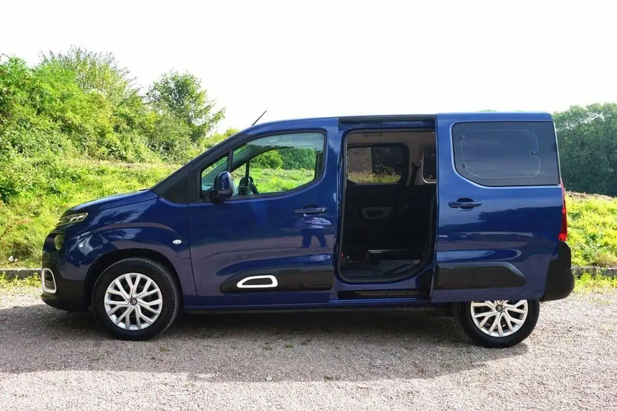2021-citroen-berlingo-15bluehdi-feel-m-size-100ps-big-12