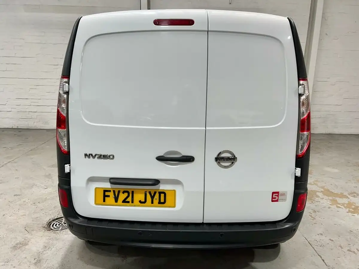 2021-nissan-nv250-15dci-acenta-l1-80bhp-big-13