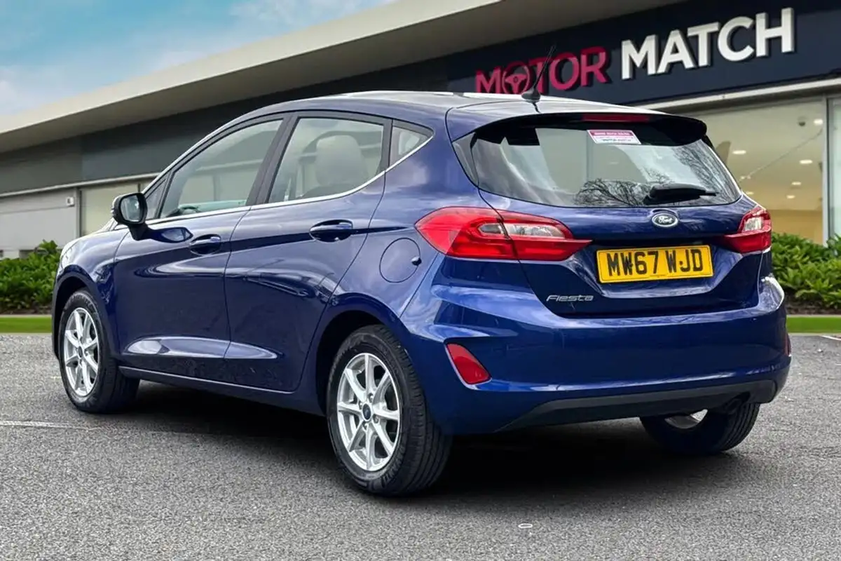 2017-ford-fiesta-11-ti-vct-zetec-5d-big-1