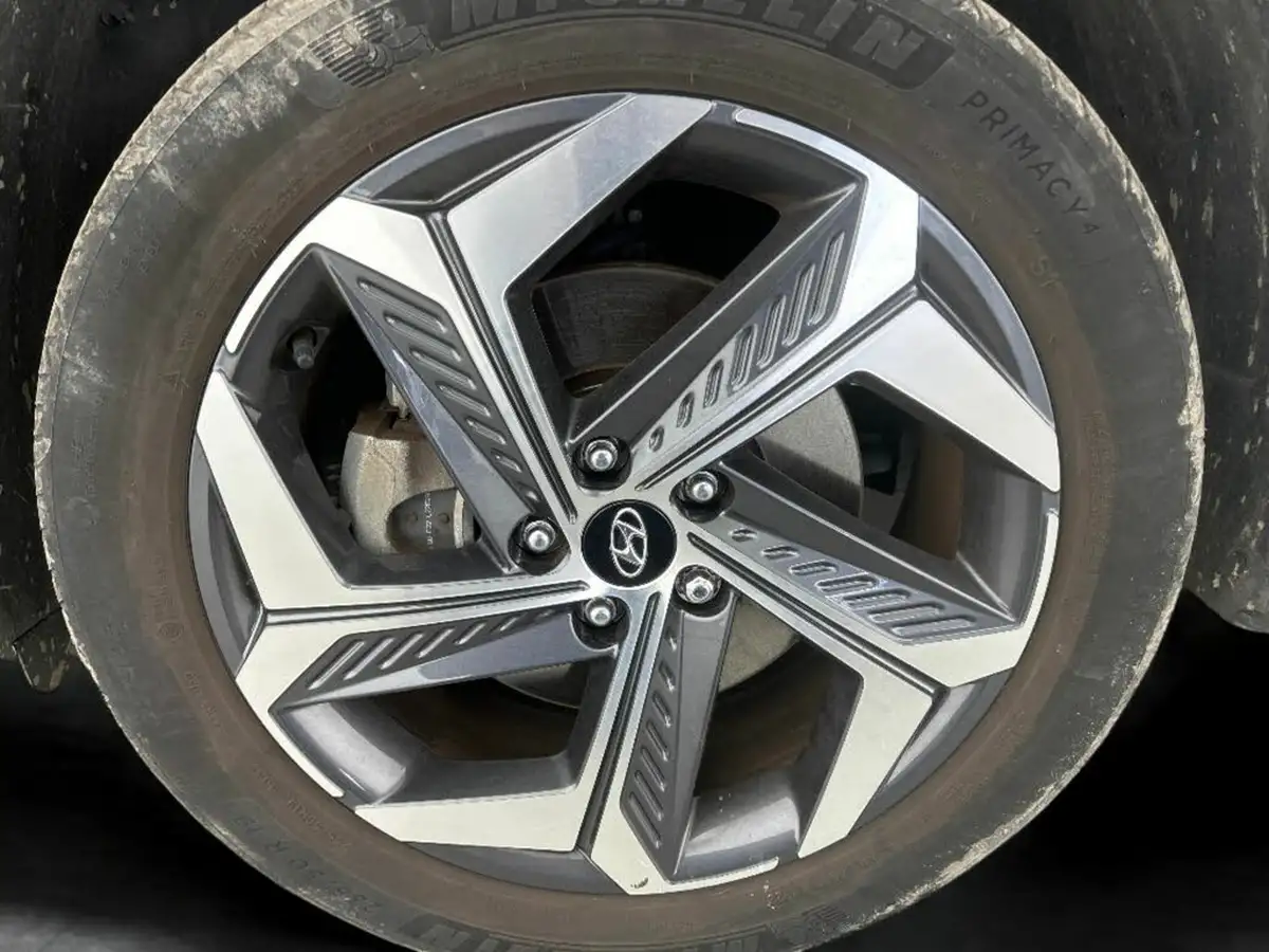 2022-hyundai-tucson-16-t-gdi-premium-230ps-hybrid-auto-big-9
