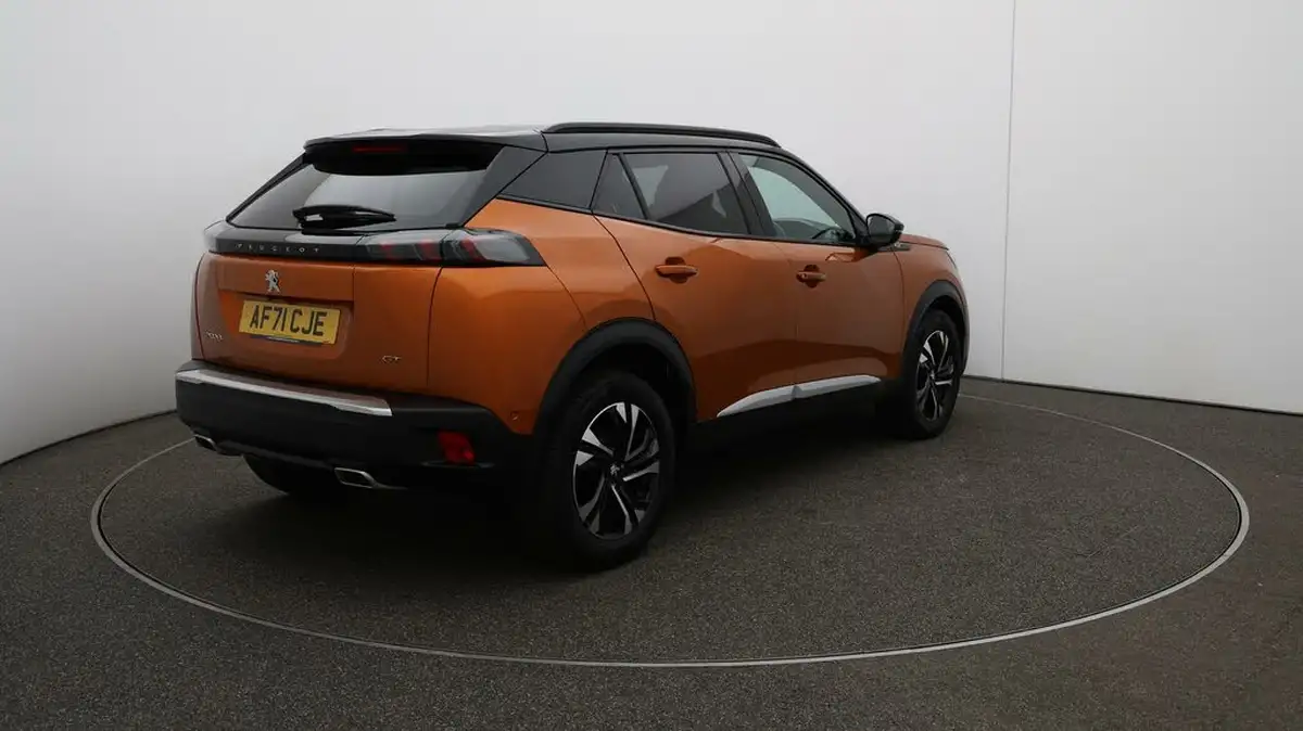 2021-peugeot-2008-suv-12-puretech-gt-big-54