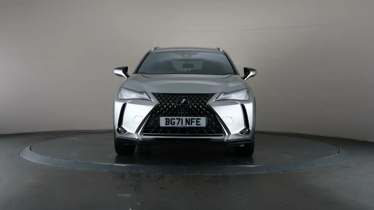 2021-lexus-ux-300e-e-ux-big-1