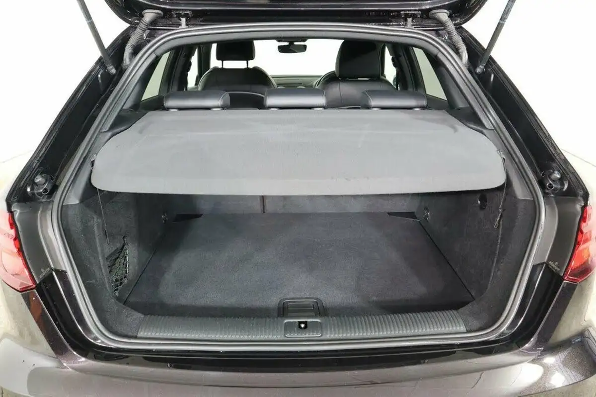 2020-audi-s3-20-tfsi-black-edition-sportback-5d-big-11
