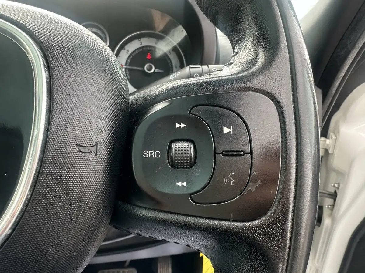 2013-fiat-500l-13td-lounge-dualogic-big-11
