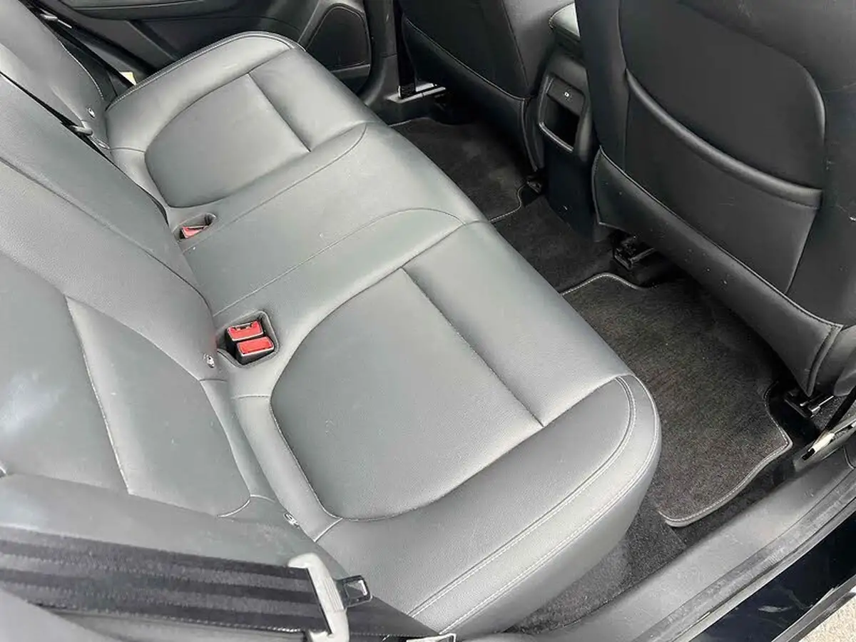 2021-mg-zs-suv-e-exclusive-ev-big-32