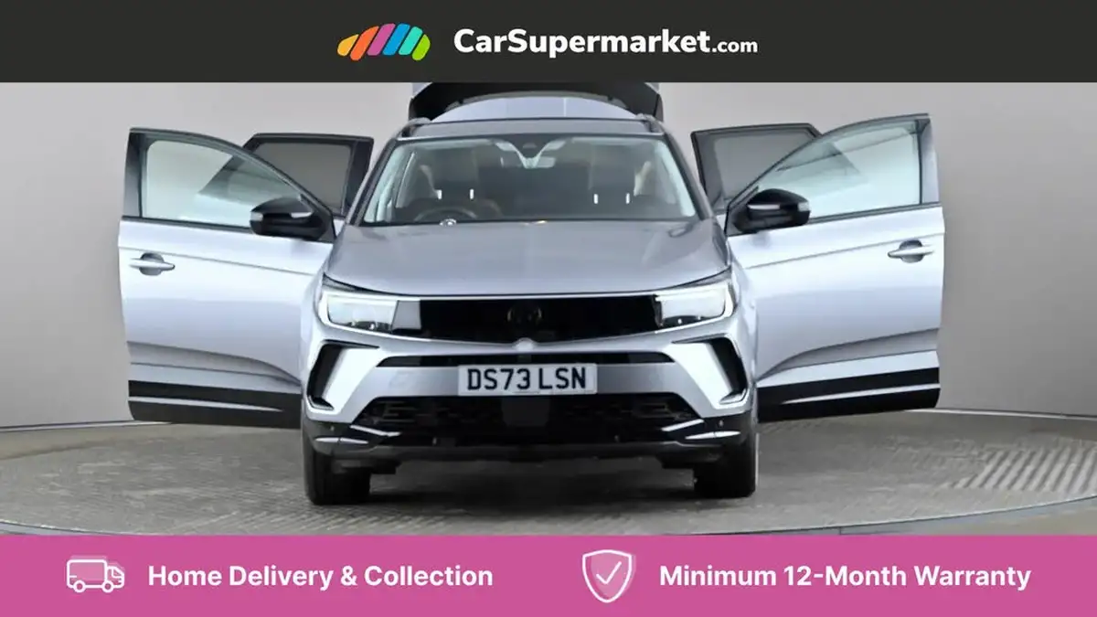 2023-vauxhall-grandland-16-gs-225ps-big-7