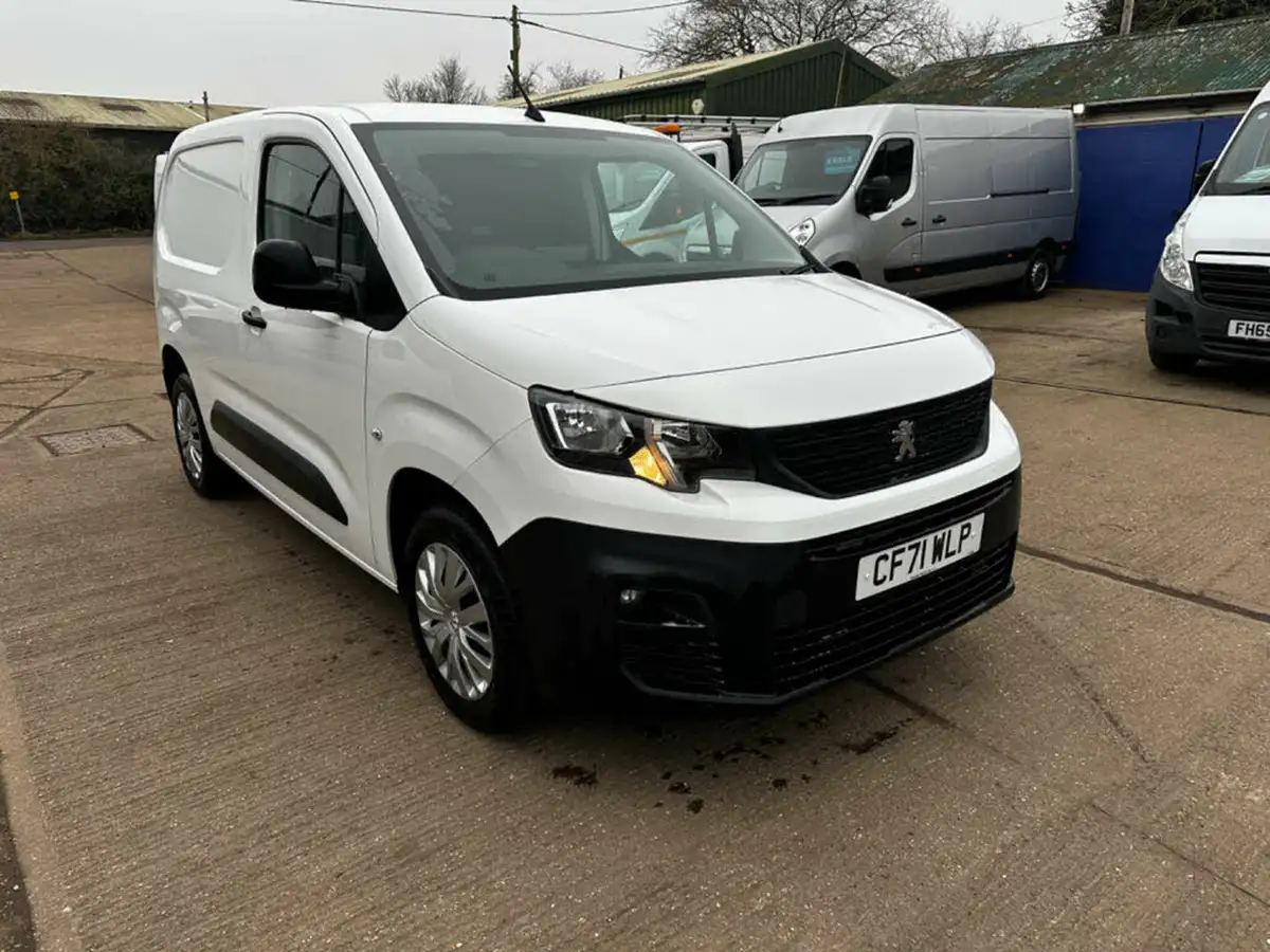 2022-peugeot-partner-15-bluehdi-1000-professional-premium-100pseu6d-big-13