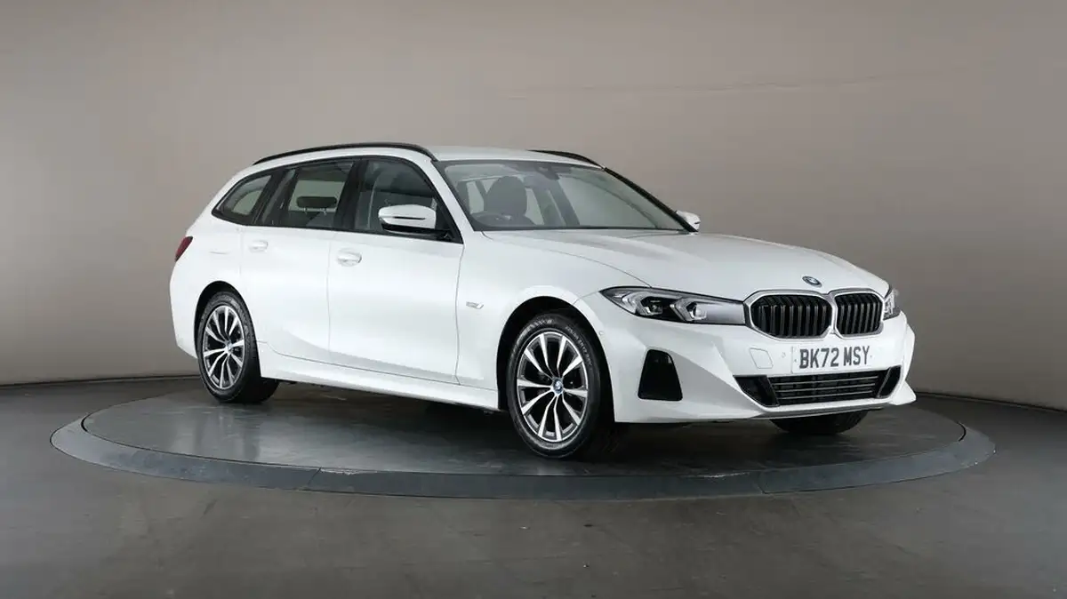 2022-bmw-3-series-20-330e-sport-touring-5d-big-49