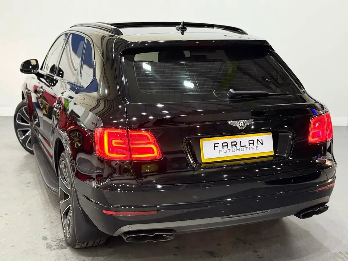 2019-bentley-bentayga-40-v8-big-17