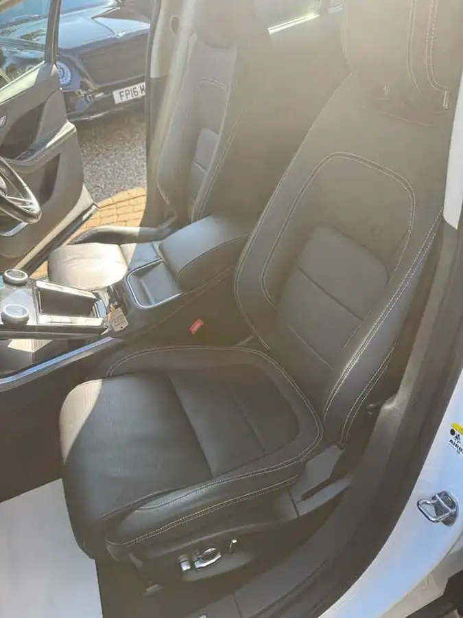 2019-jaguar-i-pace-ev400-hse-big-10