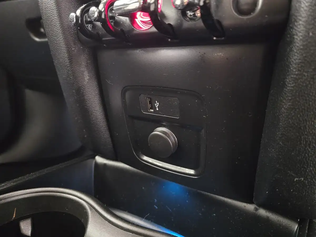 2019-mini-countryman-15-cooper-classic-ss-auto-big-33