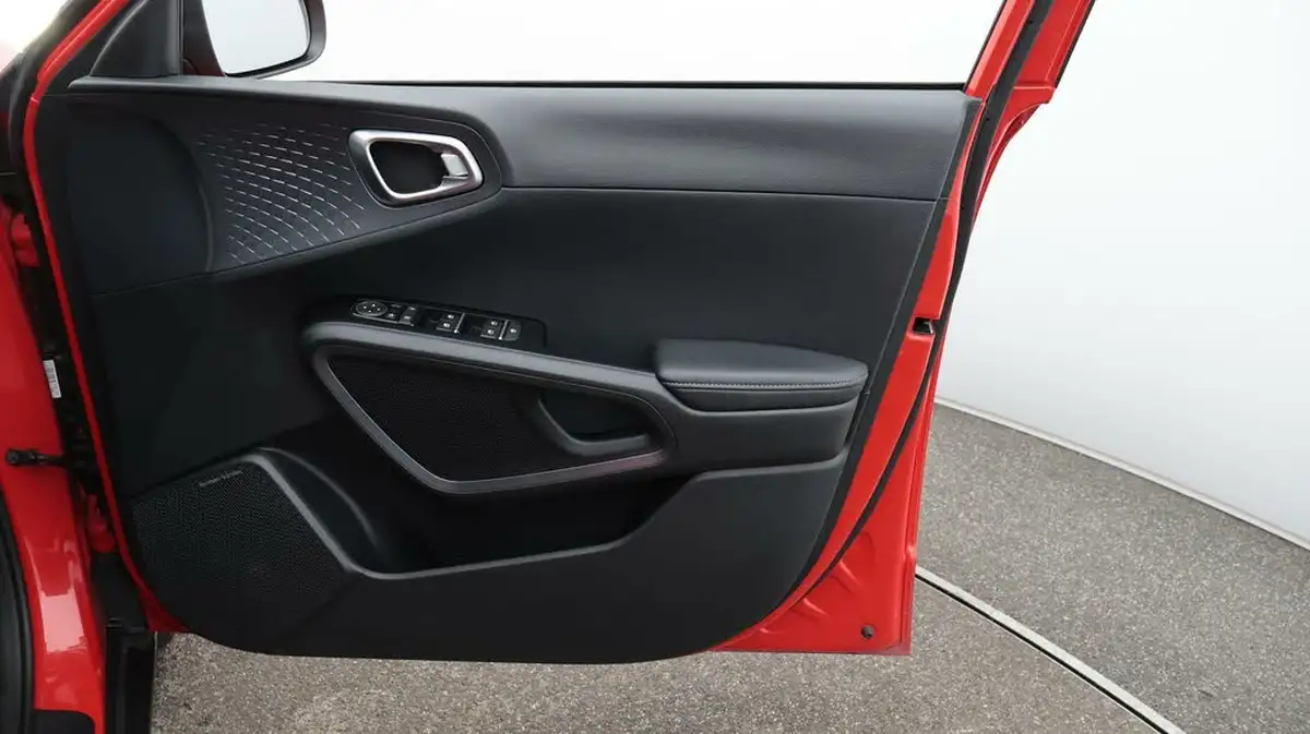 2022-kia-soul-ev-maxx-big-15