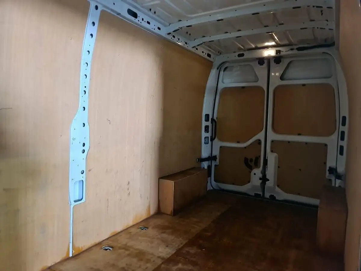 2022-renault-master-23dci-lm35-135-business-panel-big-6